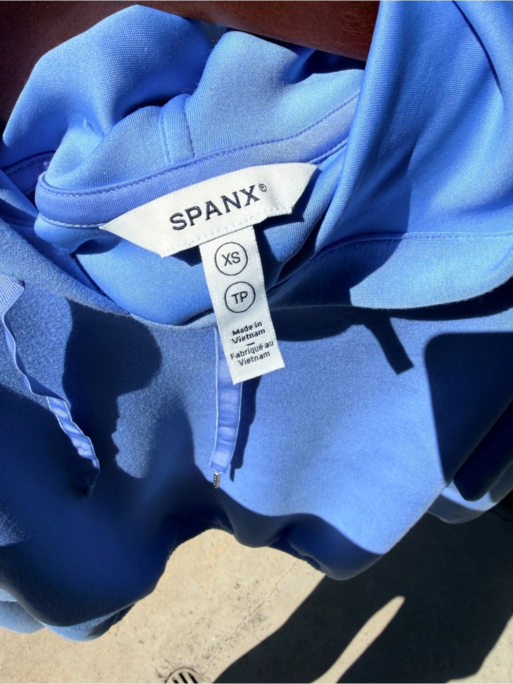 SPANX AIRESSENTIALS CORNFLOWER BLUE CINCHED HOODIE XS - Picture 7 of 8